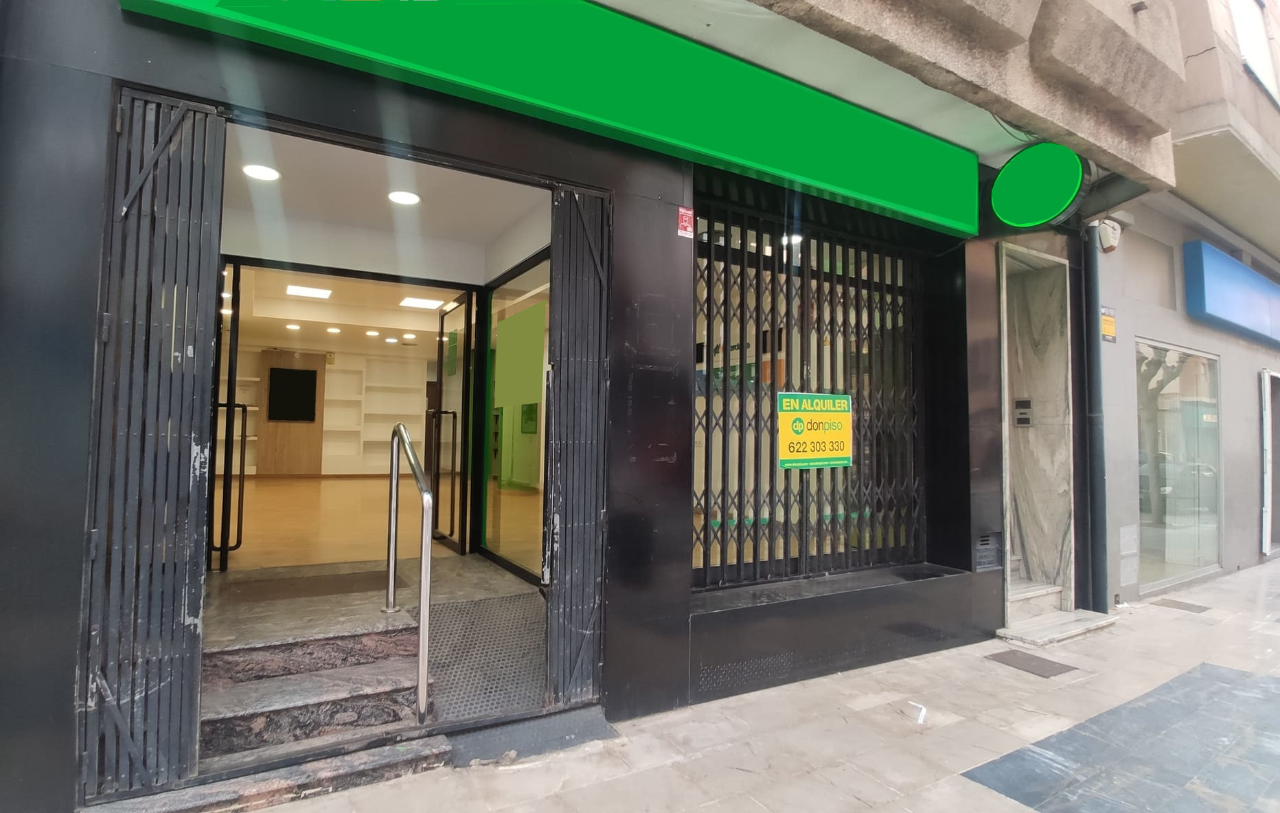 Local en avenida de la Constitución, Mazarrón: fotografía 1